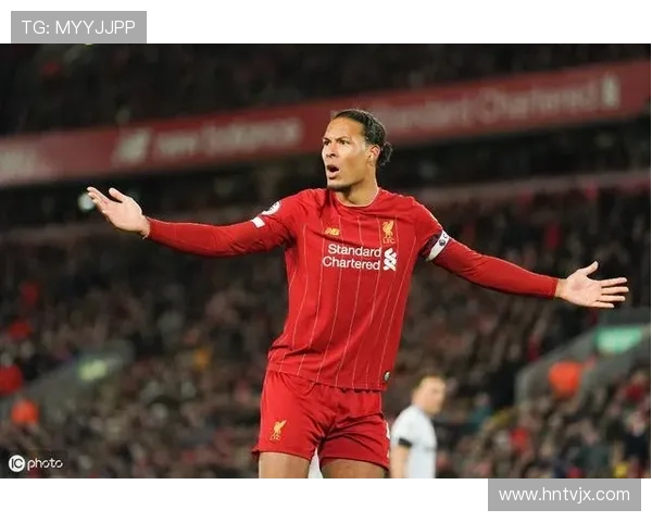 索博盼续约留守利物浦成核心新